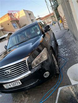 Infiniti QX80
